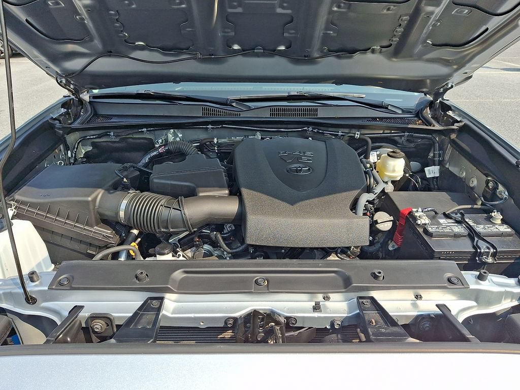 Certified 2023 Toyota Tacoma SR AWD/4WD image 25