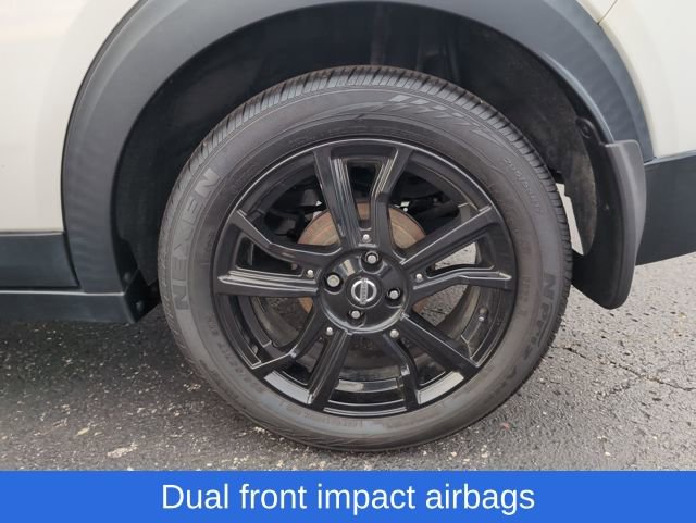 Used 2020 Nissan Kicks SR image 23