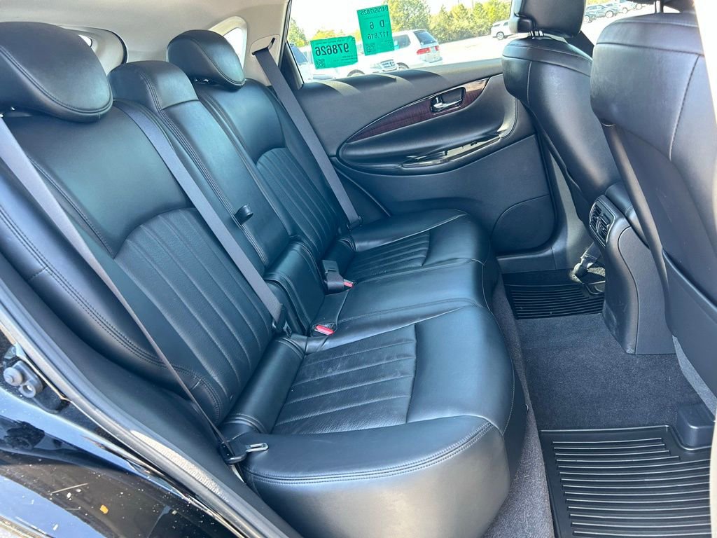 Used 2017 INFINITI QX50 AWD w/ Technology Package image 17