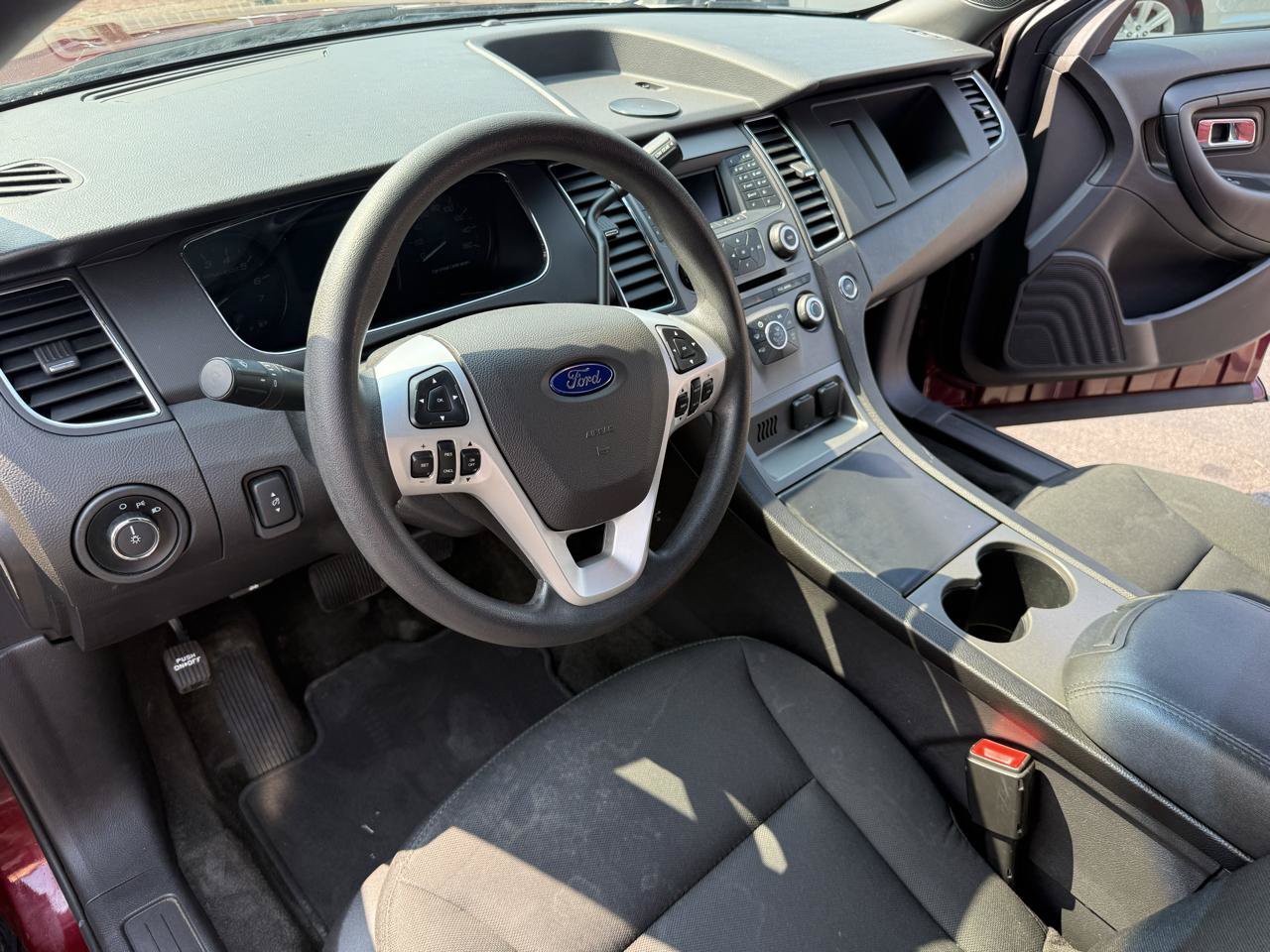Used 2015 Ford Taurus Police Interceptor AWD image 20