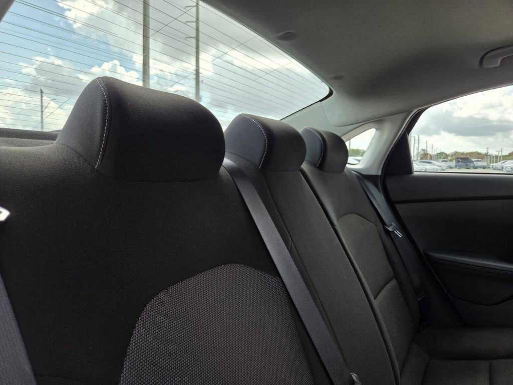 Used 2022 Kia Forte LXS w/ LXS Technology Package image 14