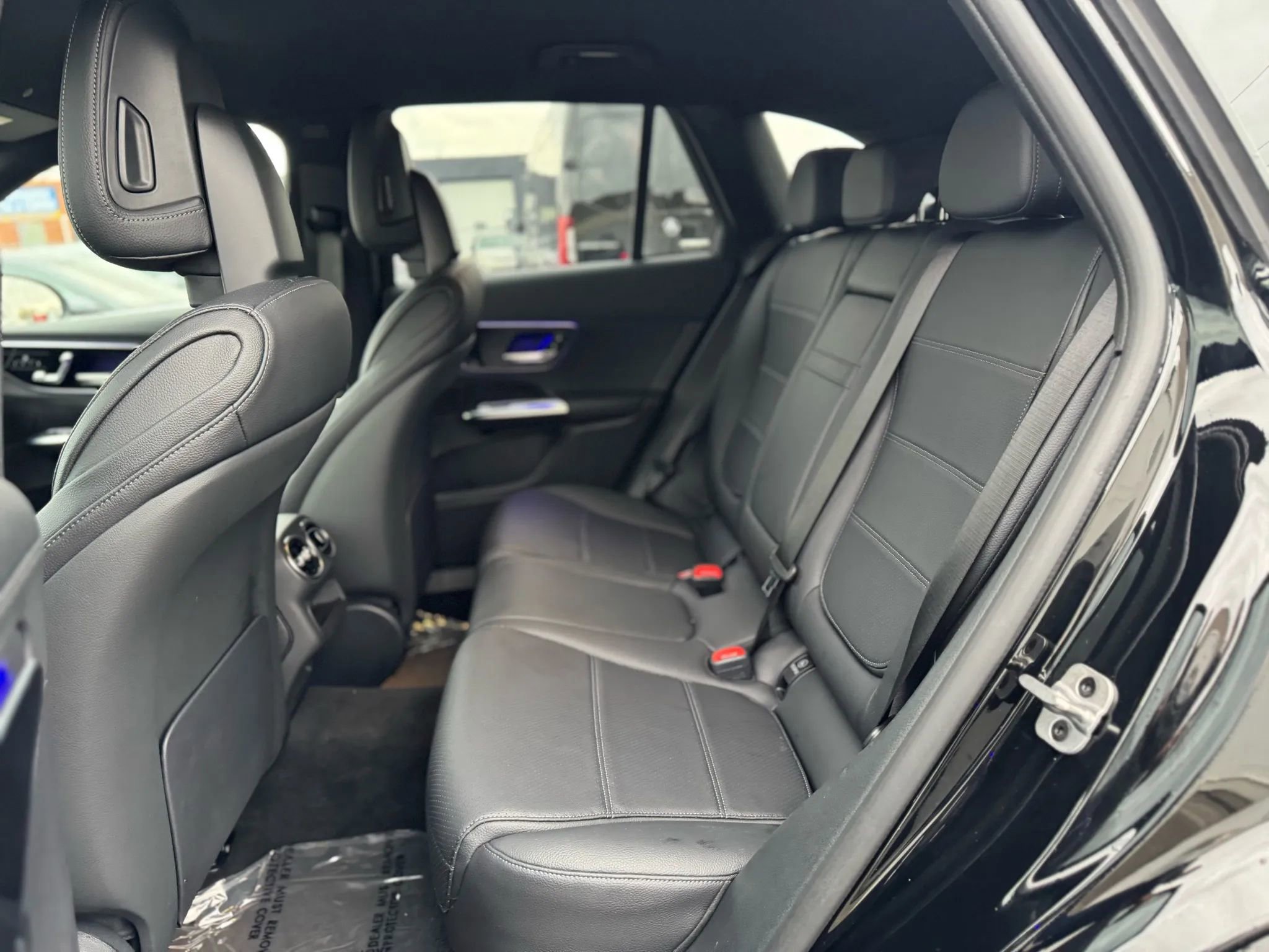 Used 2023 Mercedes-Benz GLC 300 4MATIC image 16