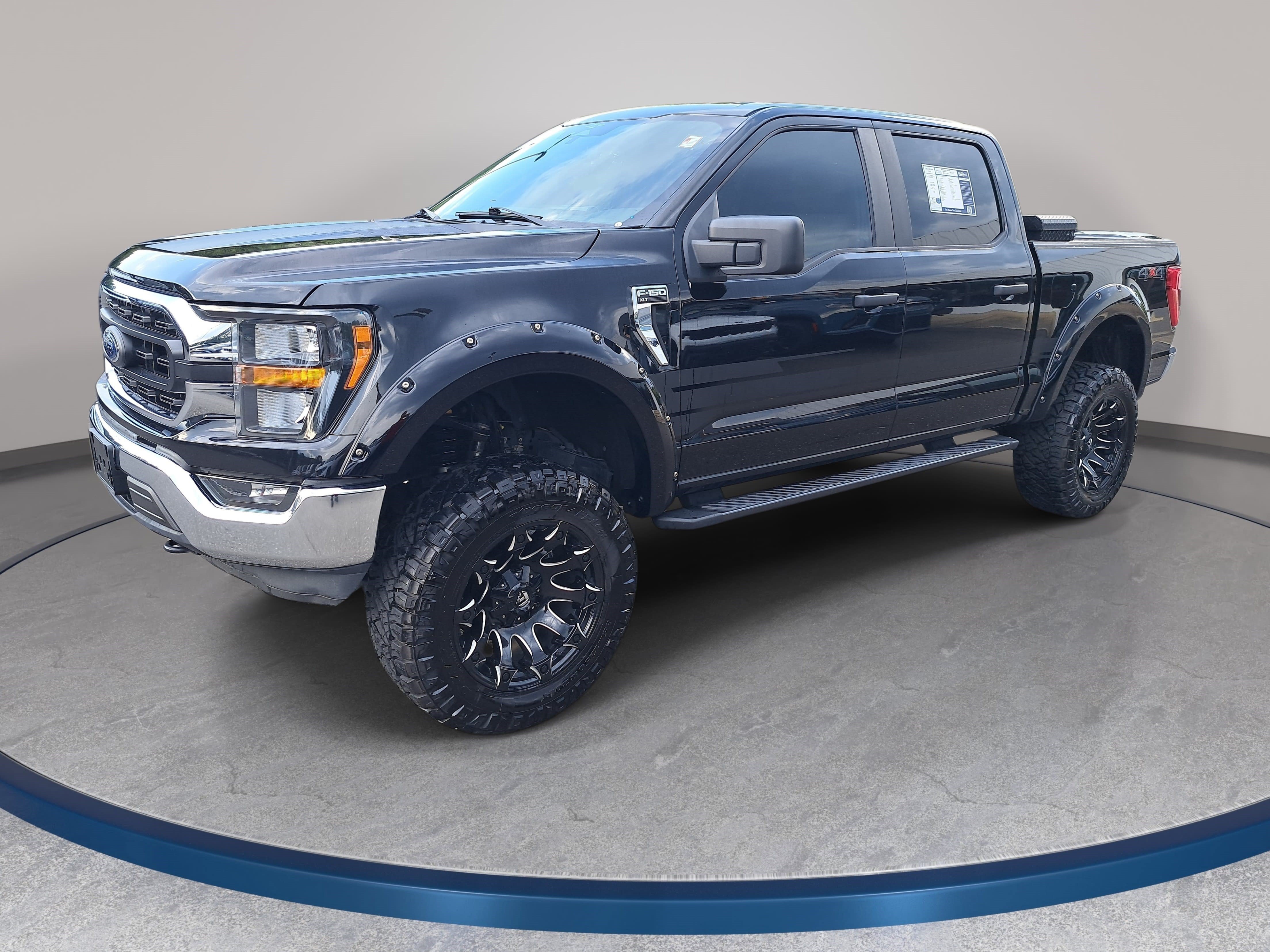 Used 2023 Ford F150 XLT AWD/4WD image 1