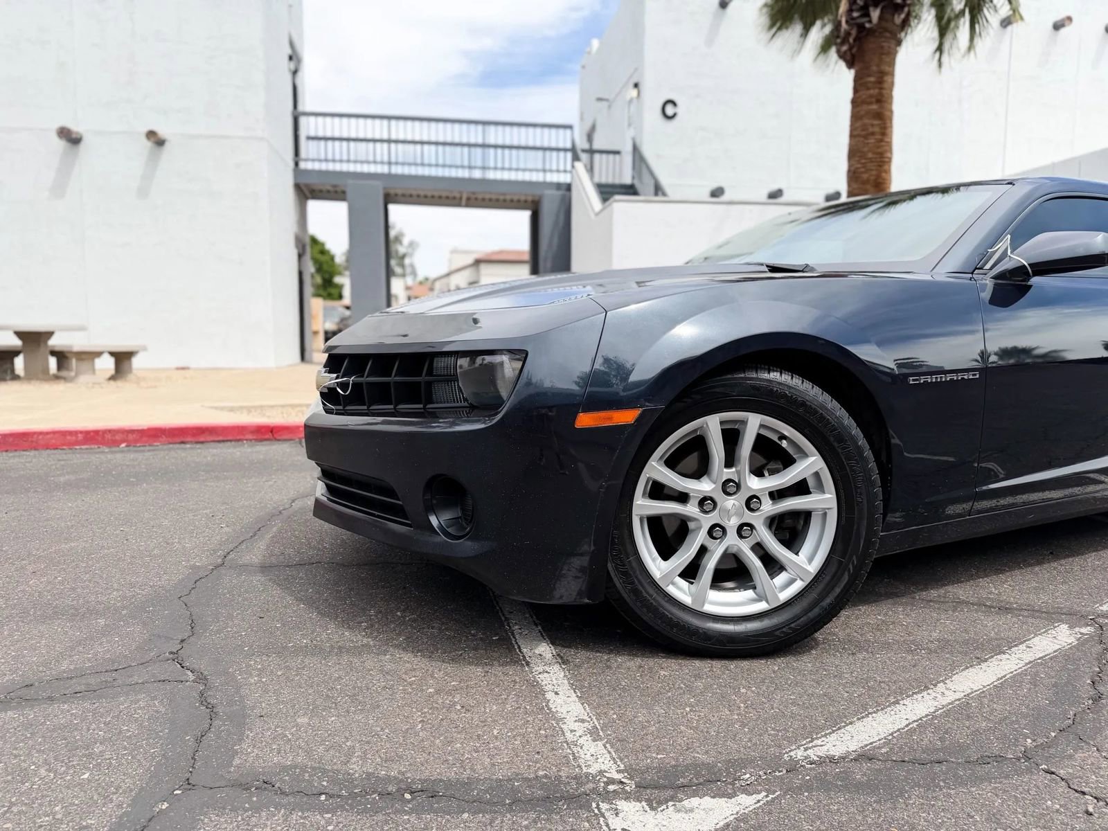 Used 2013 Chevrolet Camaro LS RWD image 3
