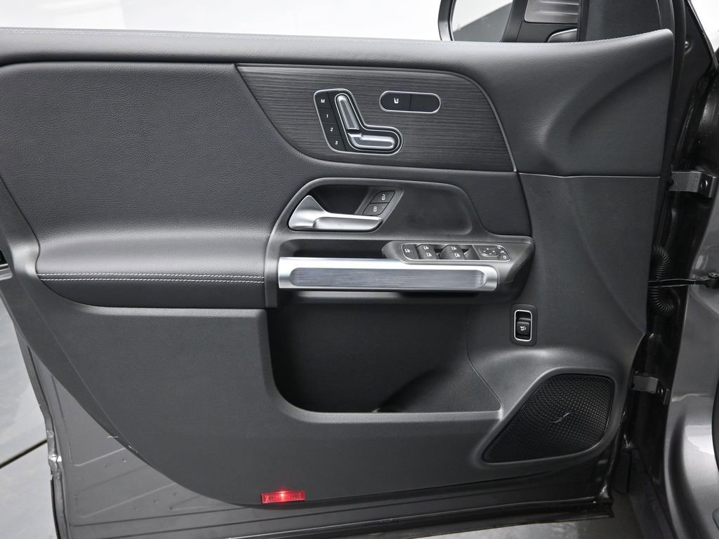 New 2026 Mercedes-Benz GLB 250 4MATIC image 20