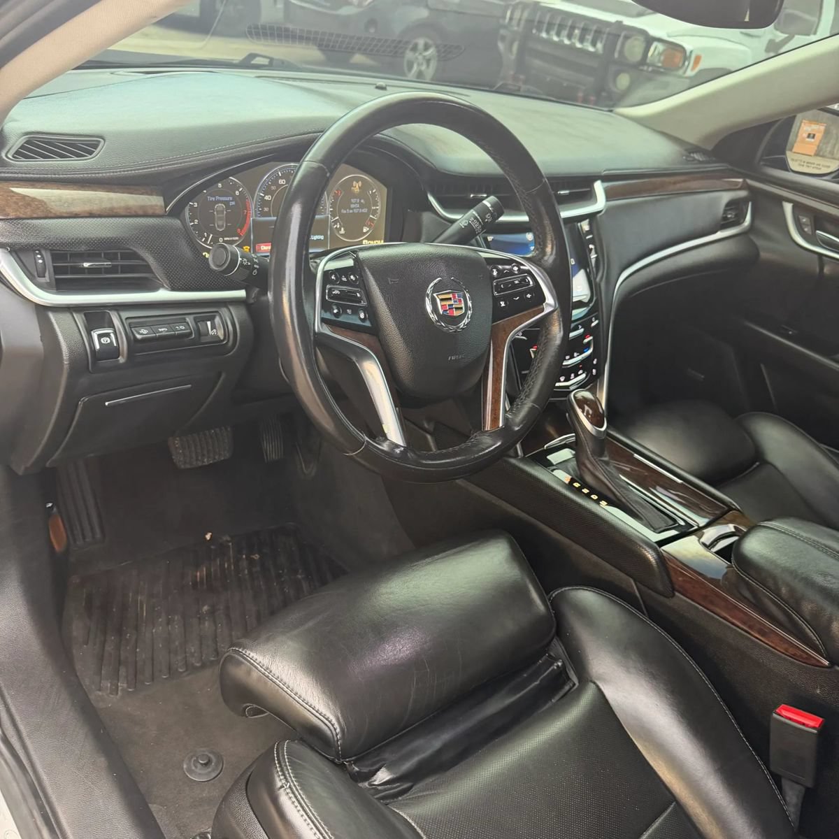 Used 2013 Cadillac XTS Premium FWD image 7