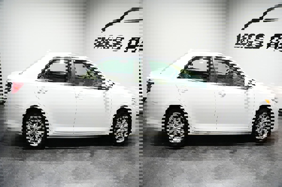 Used 2012 Toyota Camry XLE image 24