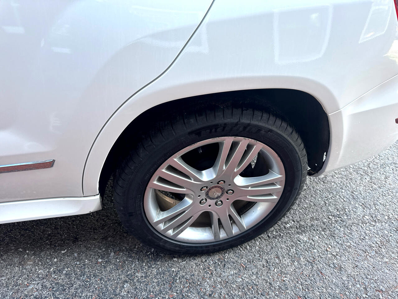 Used 2015 Mercedes-Benz GLK 350 4MATIC image 4