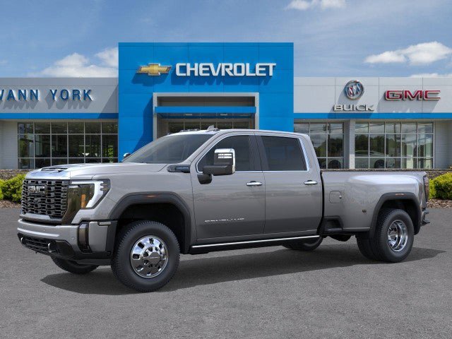 New 2026 GMC Sierra 3500 Denali Ultimate image 2
