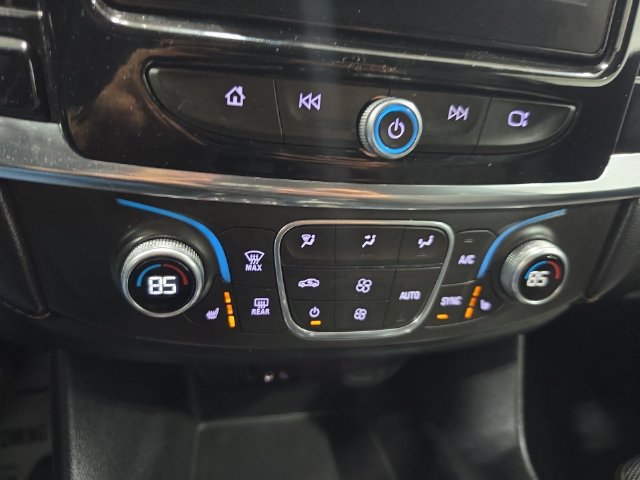Used 2018 Chevrolet Traverse LT AWD/4WD image 15