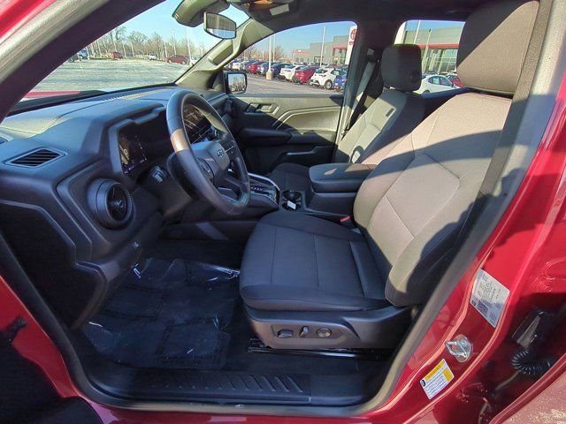 Used 2023 Chevrolet Colorado Trail Boss w/ Technology Package image 9