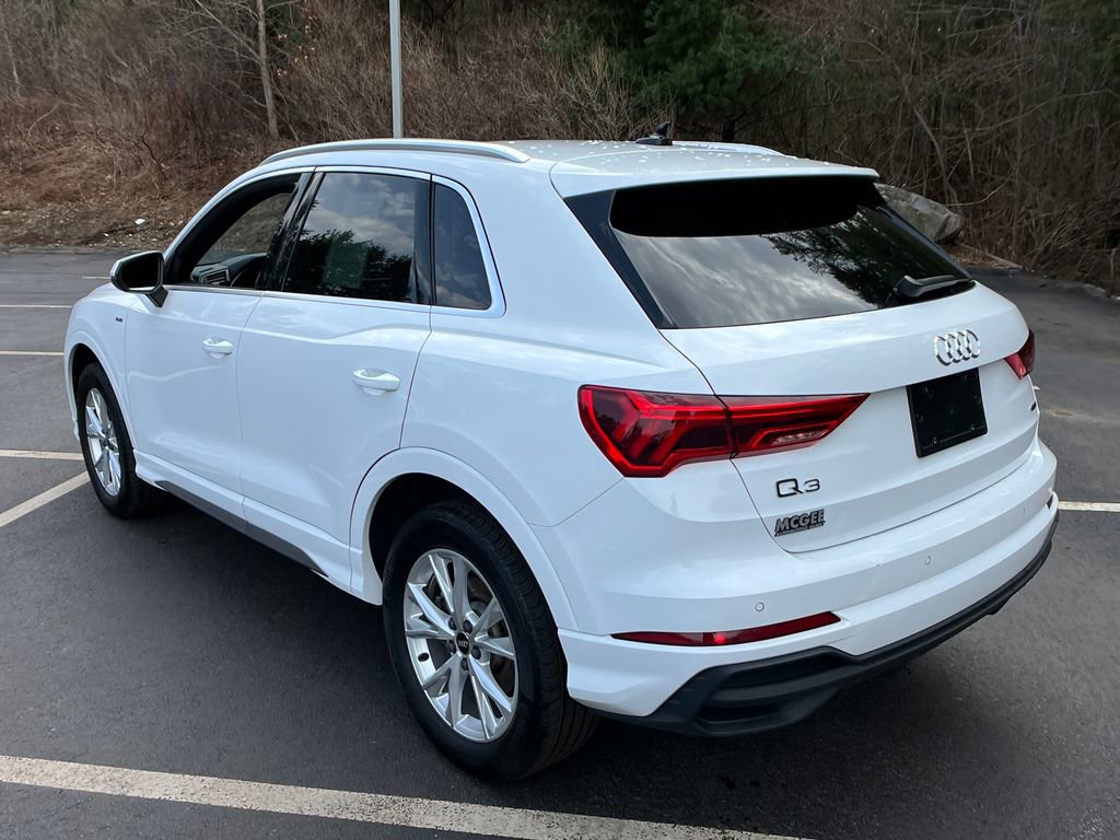 Used 2025 Audi Q3 2.0T Premium image 3