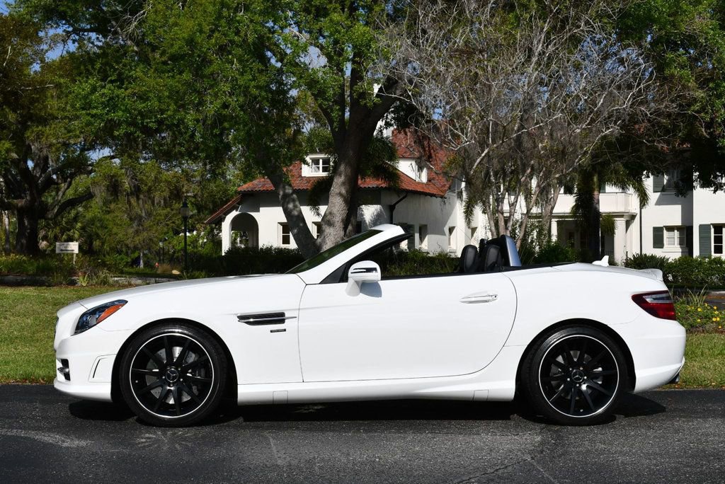Used 2015 Mercedes-Benz SLK 350 image 29