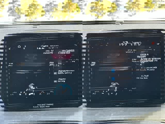 Used 2022 Hyundai Santa Fe Calligraphy image 15