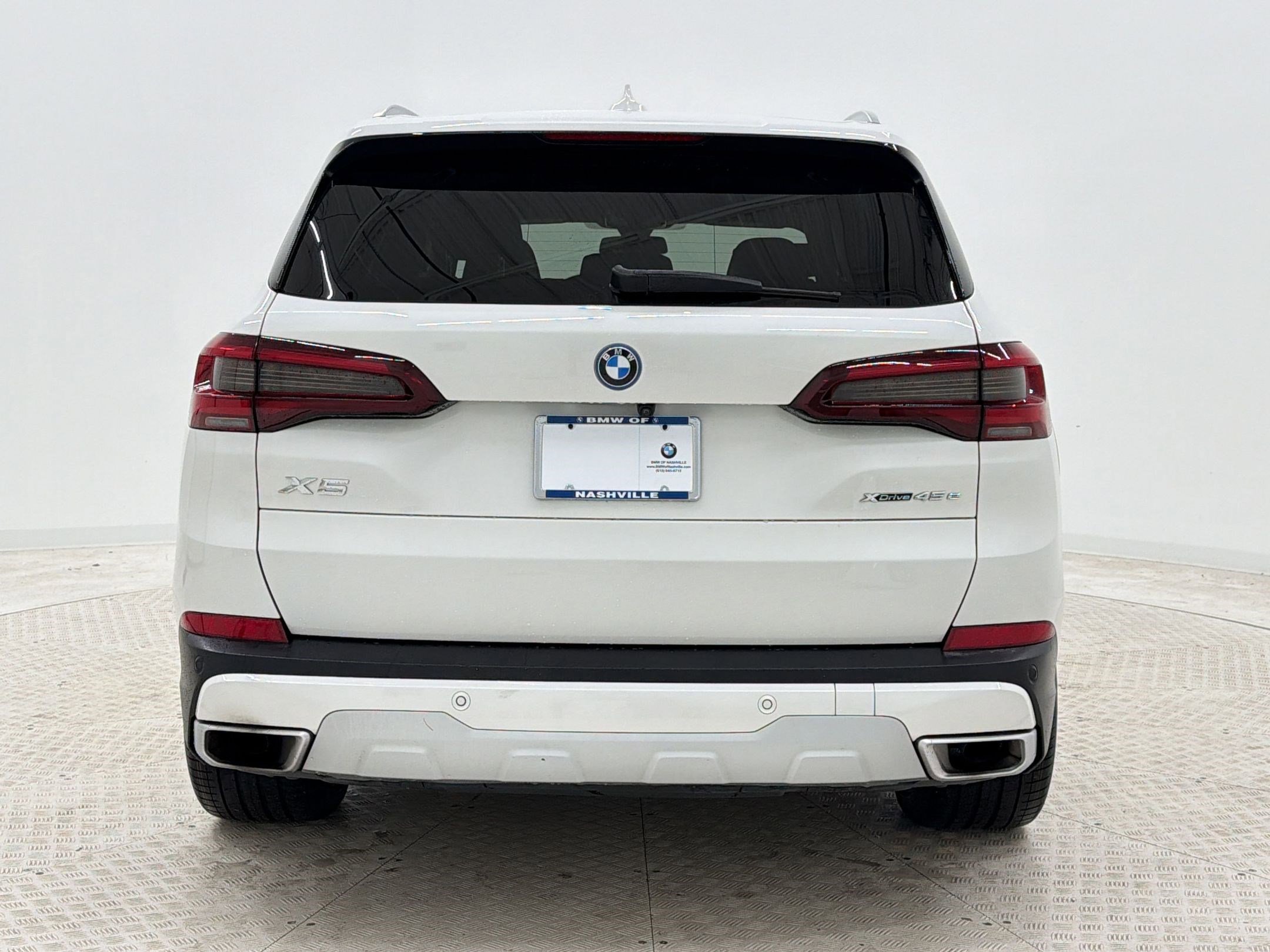 Certified 2023 BMW X5 xDrive45e w/ Climate Comfort Package image 10