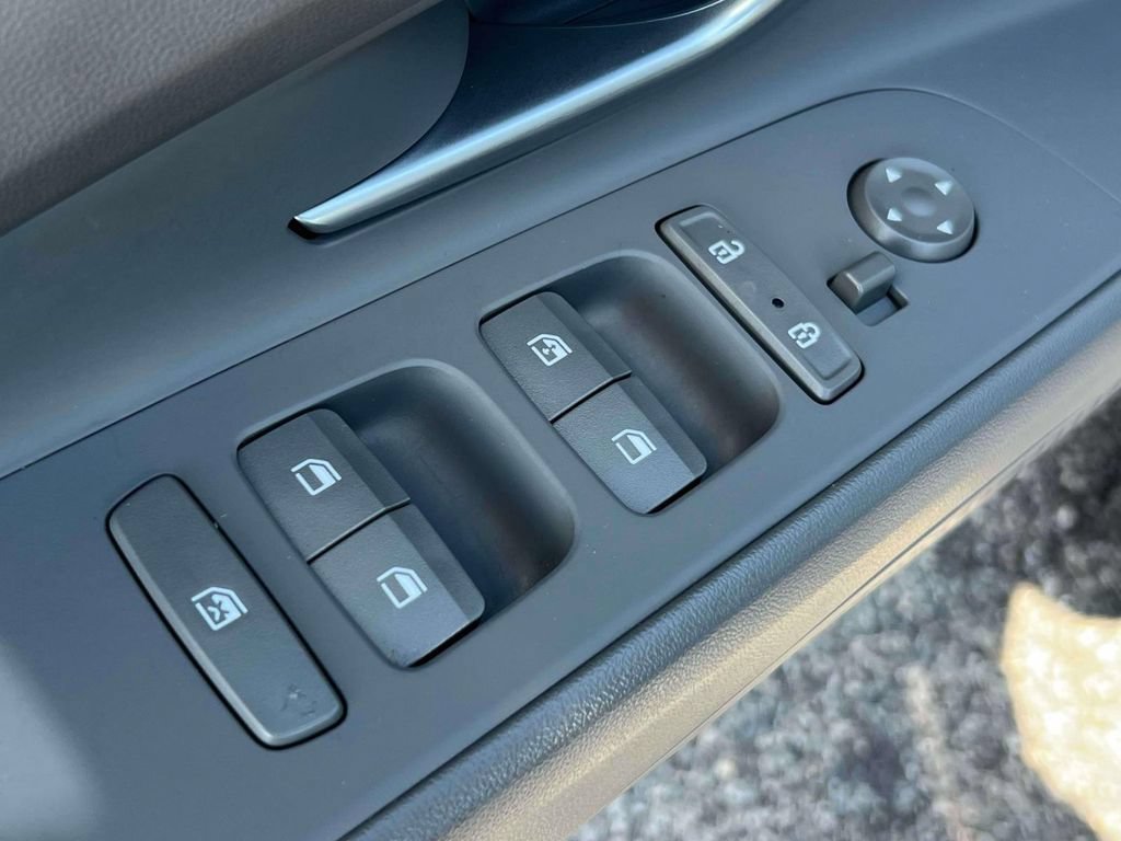Certified 2023 Hyundai Elantra SEL FWD image 17