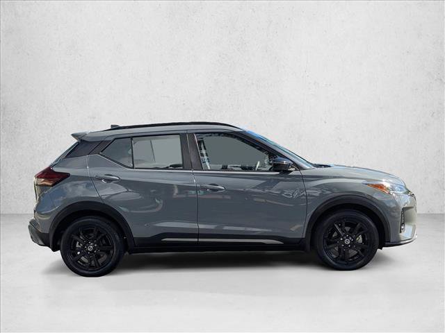 Certified 2021 Nissan Kicks SR image 4