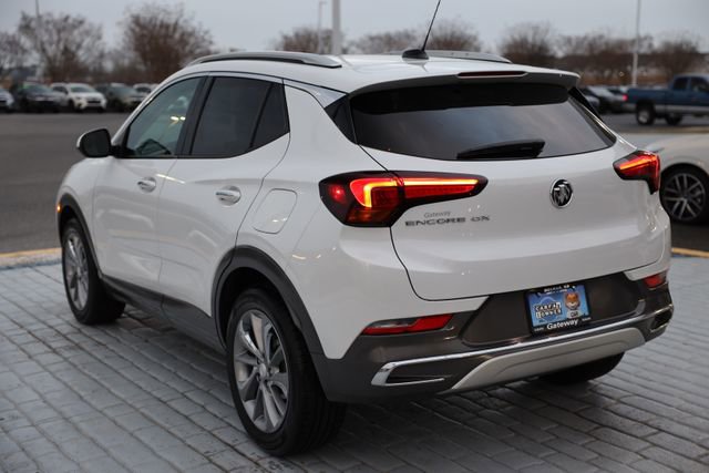 Used 2023 Buick Encore GX Essence w/ Experience Buick Package image 3
