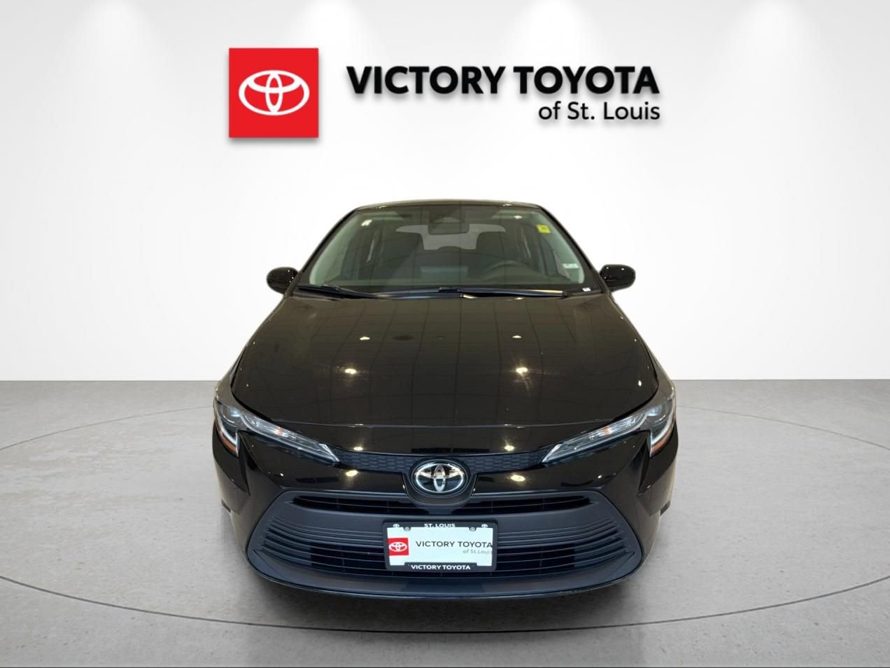Used 2023 Toyota Corolla LE FWD image 8