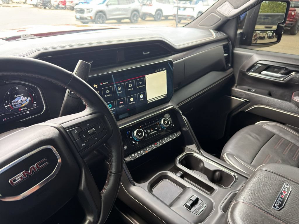 Used 2024 GMC Sierra 2500 AT4X AWD/4WD image 11