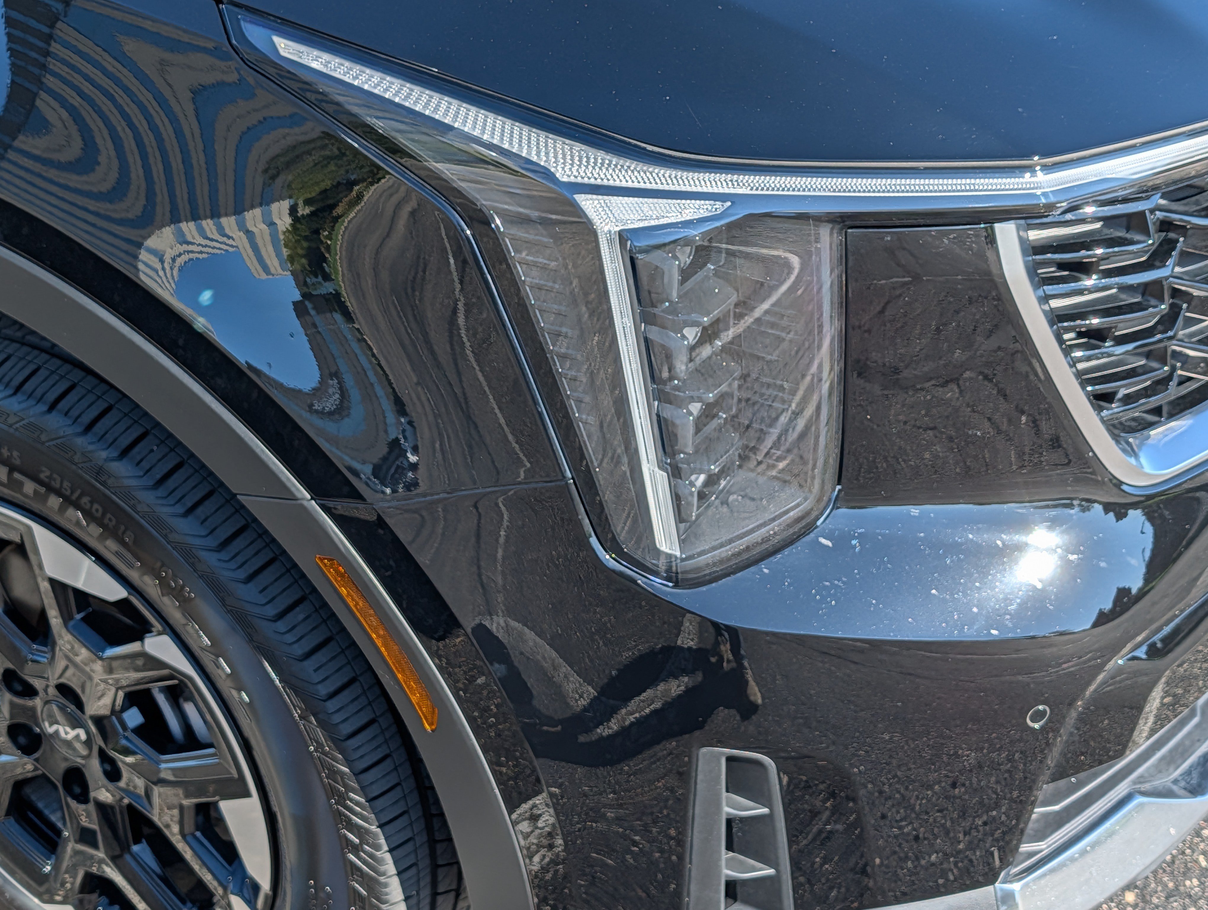 Certified 2025 Kia Sorento S w/ Panoramic Sunroof Package AWD/4WD image 16