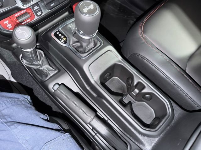 New 2026 Jeep Wrangler Unlimited Rubicon w/ Technology Group image 31