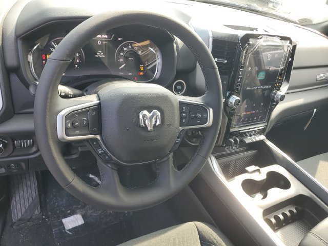 New 2026 RAM 1500 Big Horn AWD/4WD image 19