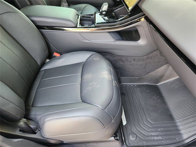 New 2025 Land Rover Range Rover Sport Dynamic SE image 9