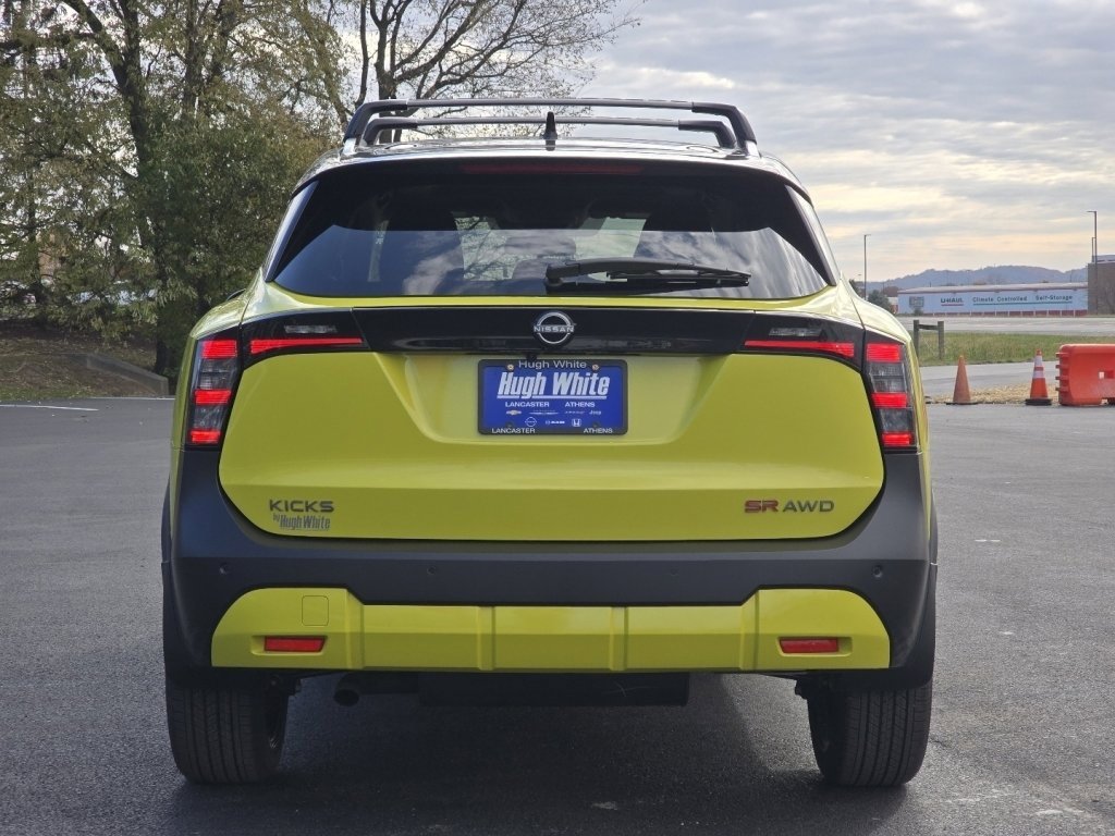 New 2026 Nissan Kicks SR w/ SR Premium Package image 9