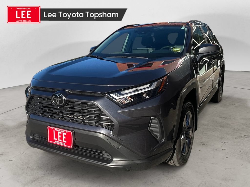 Used 2025 Toyota RAV4 XLE w/ Weather Package AWD/4WD image 1