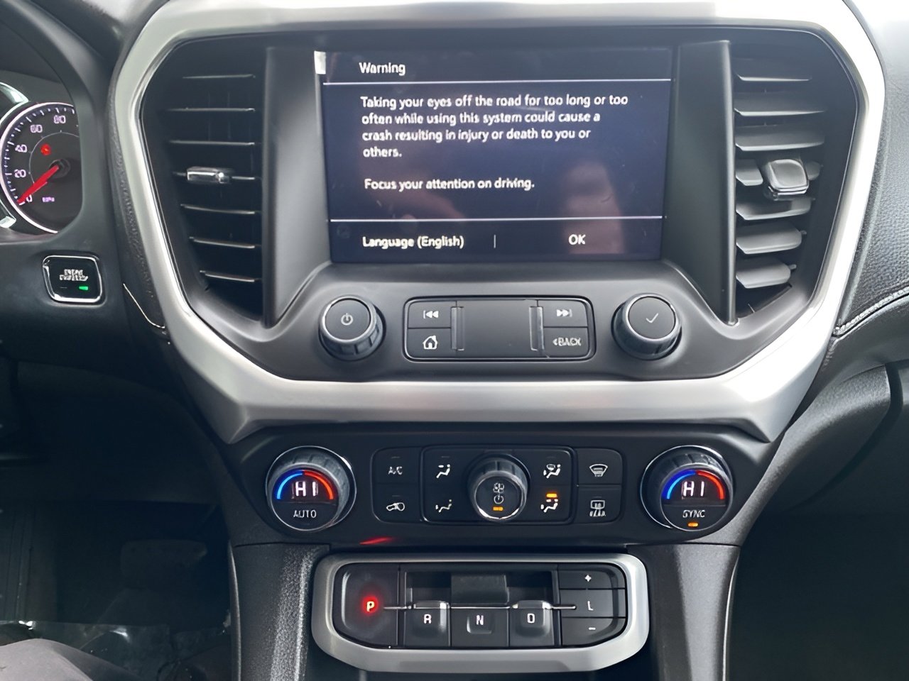 Used 2023 GMC Acadia SLE w/ Driver Convenience Package image 21