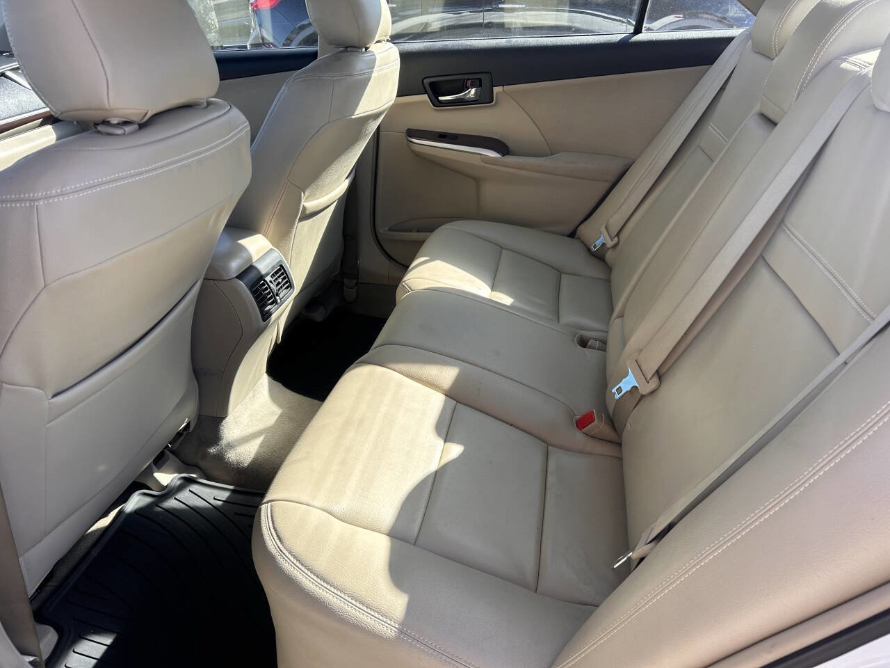 Used 2012 Toyota Camry XLE image 10