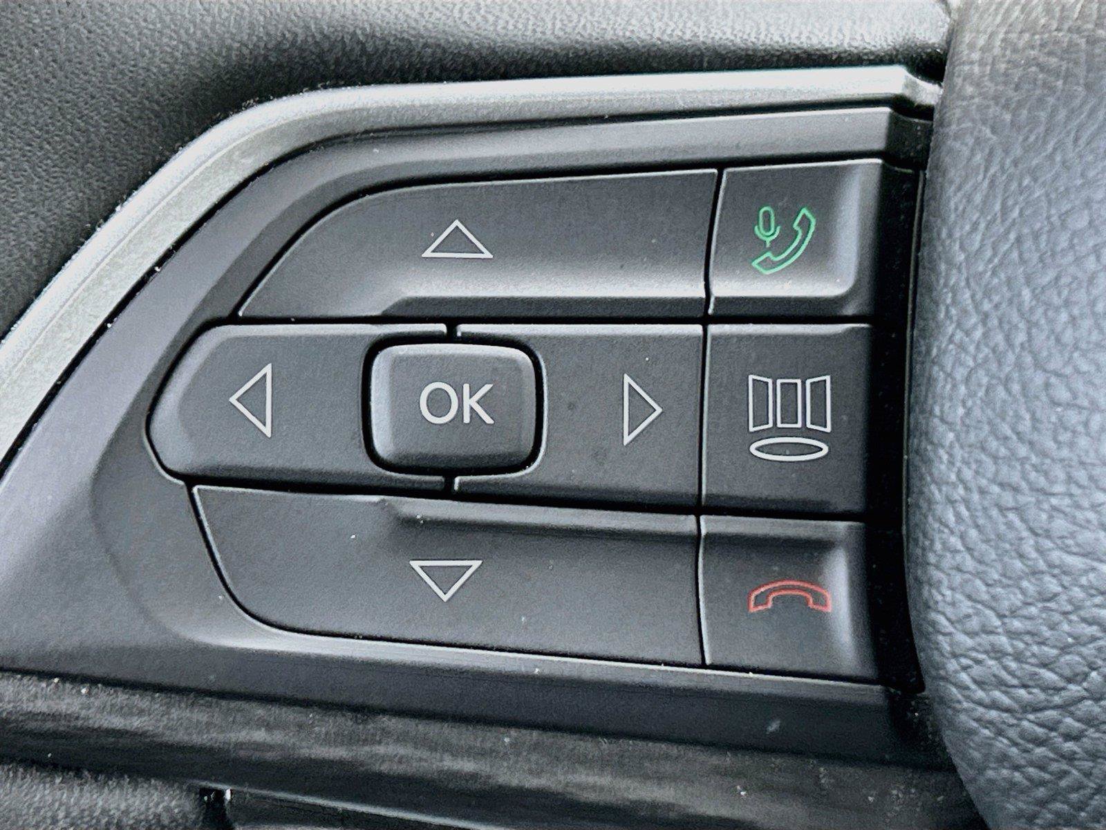 Used 2023 Jeep Grand Cherokee L Laredo AWD/4WD image 38