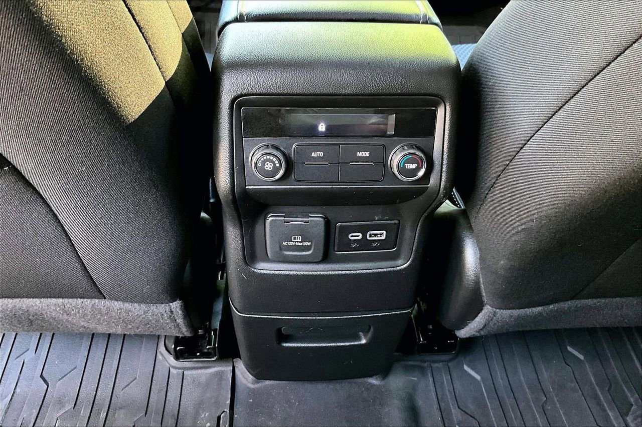 Used 2023 GMC Acadia SLE w/ Driver Convenience Package AWD/4WD image 15