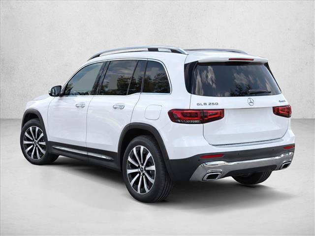Used 2023 Mercedes-Benz GLB 250 4MATIC image 5