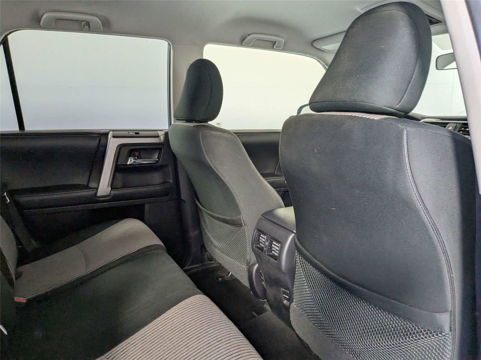 Used 2014 Toyota 4Runner SR5 AWD/4WD image 29