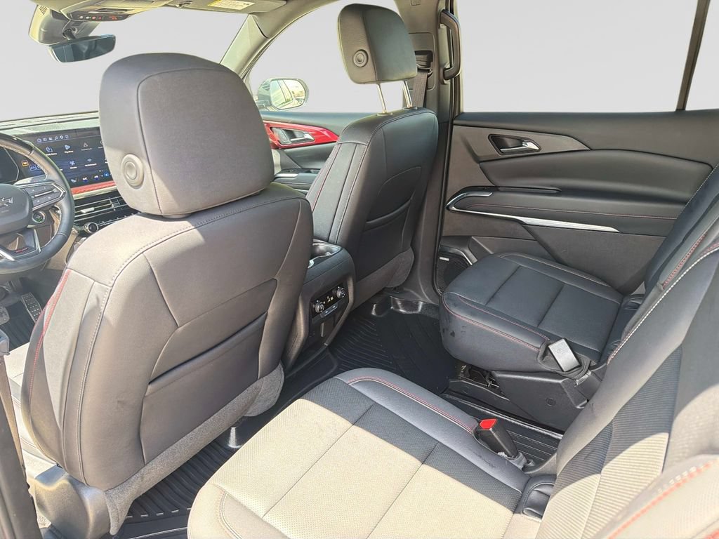 Used 2025 Chevrolet Traverse Z71 w/ Enhanced Driving Package AWD/4WD image 15