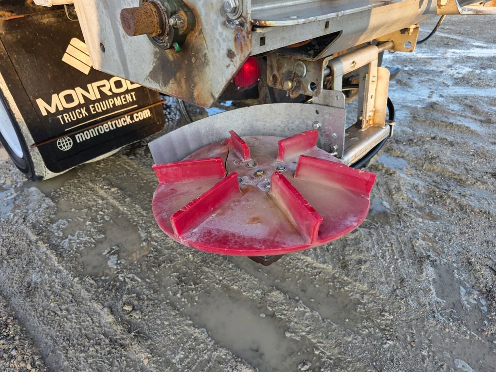 Used 2019 Ford F550 4x4 Regular Cab Super Duty image 18