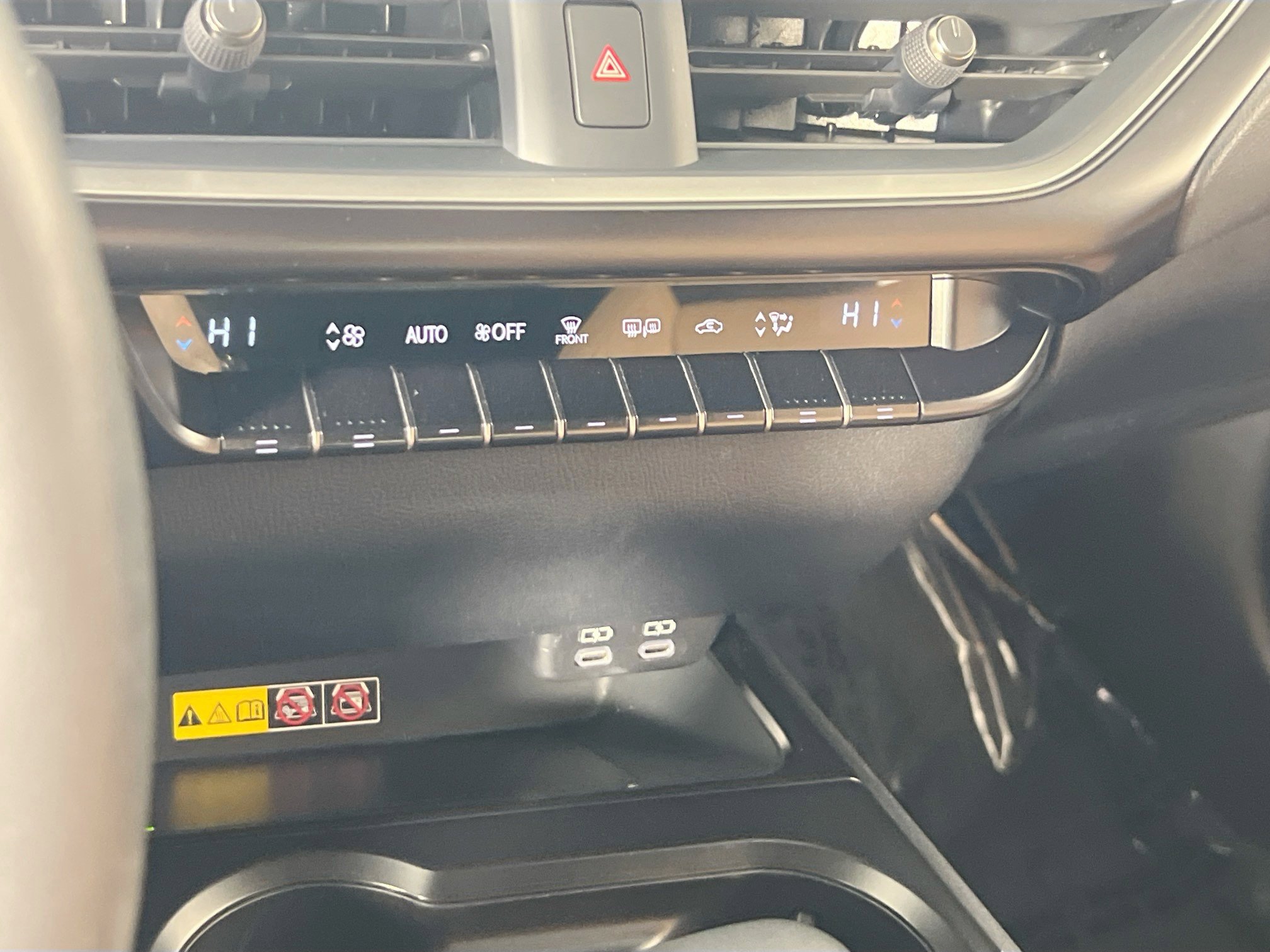 Used 2024 Lexus UX 250h AWD w/ Premium Package image 12