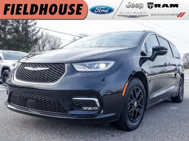 Used 2023 Chrysler Pacifica Touring-L image 1