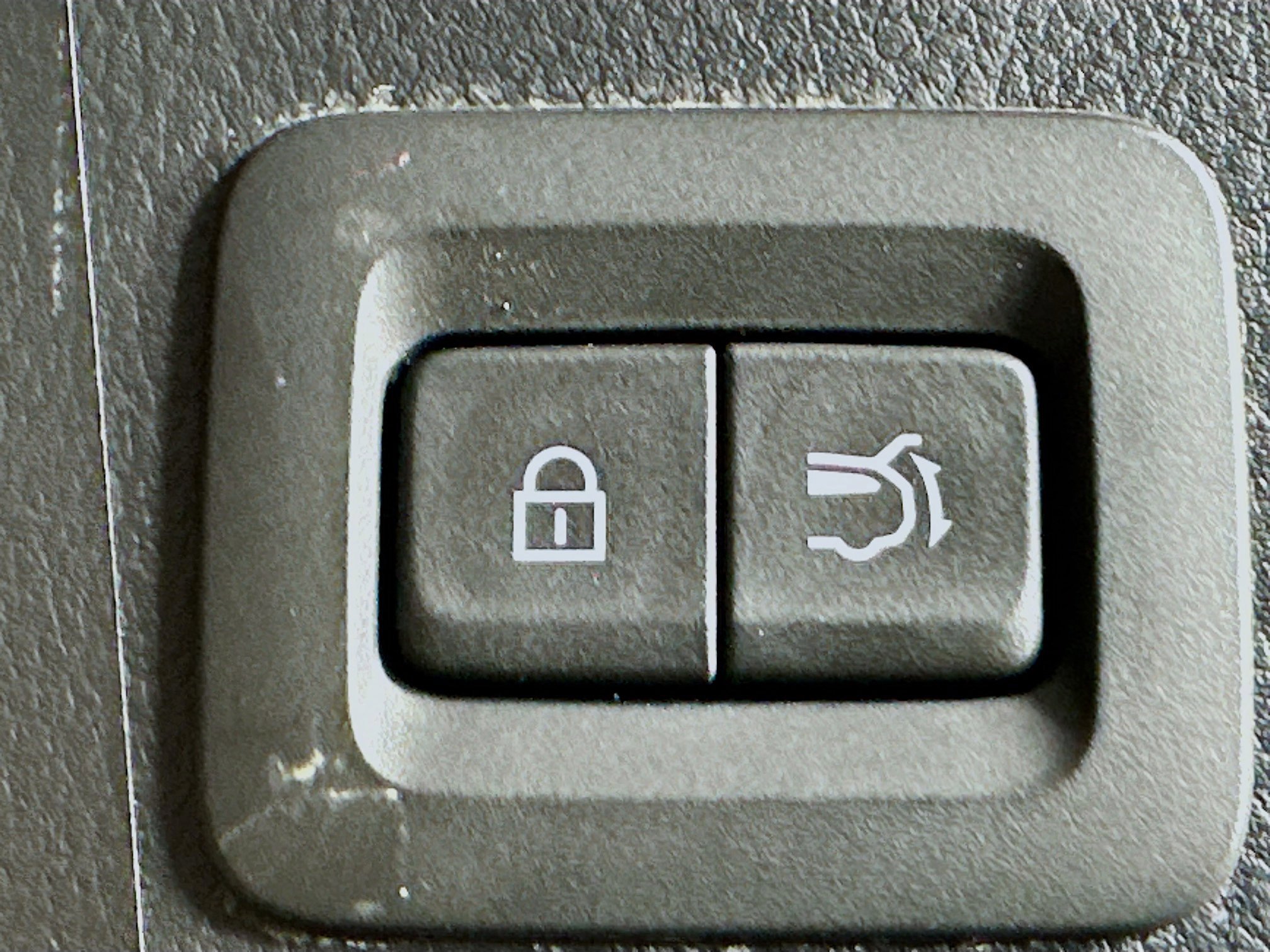 Used 2025 MAZDA CX-50 2.5 Hybrid w/ Preferred Pkg image 30