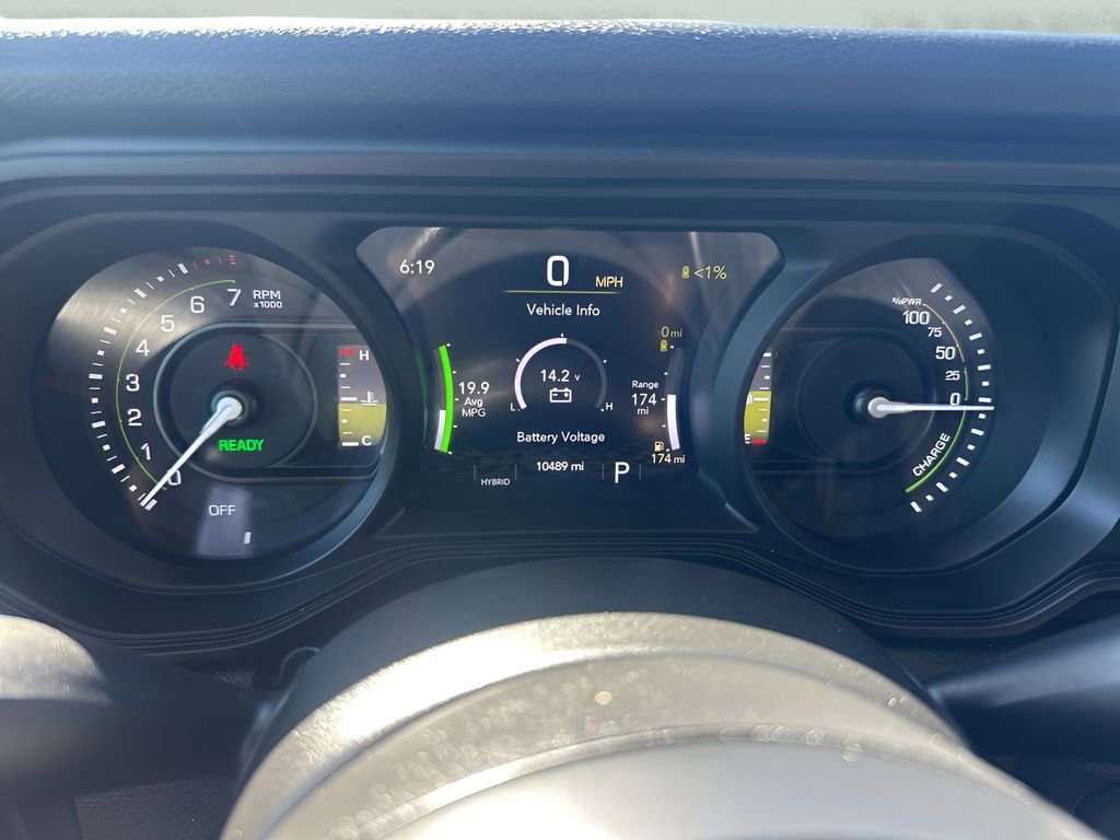 Used 2024 Jeep Wrangler Unlimited w/ Convenience Group image 21