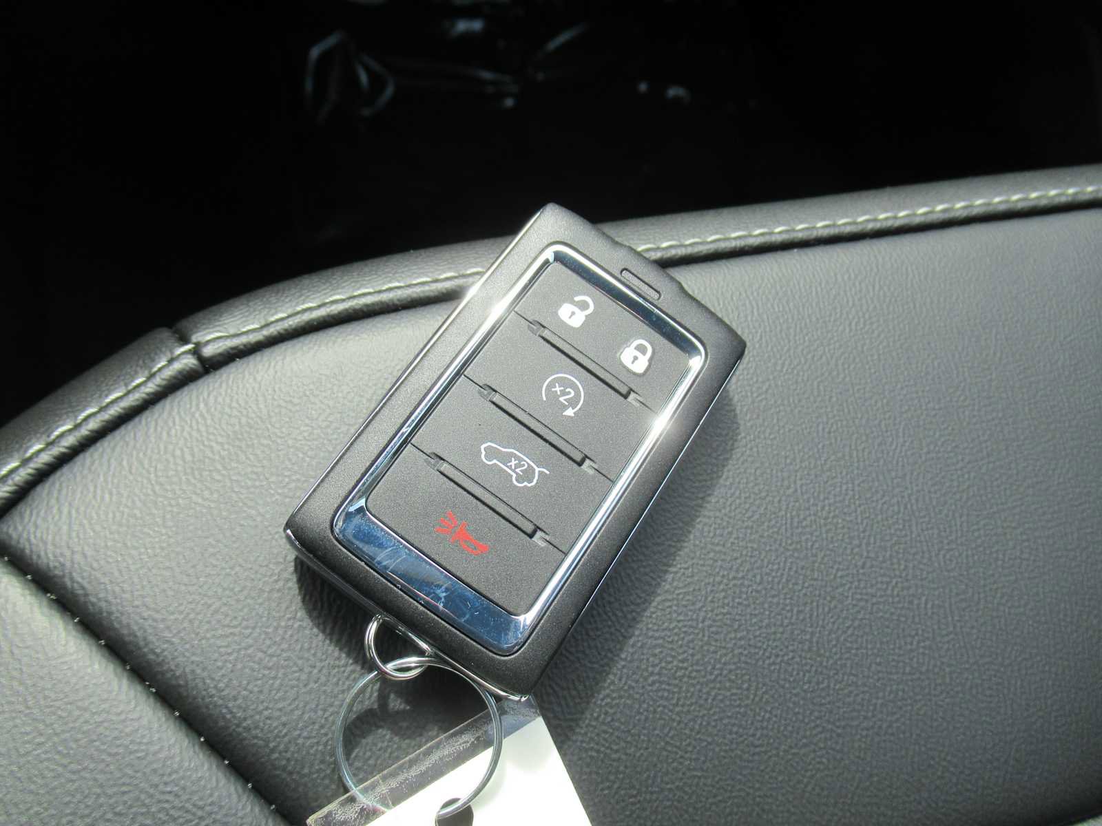 New 2025 Jeep Grand Cherokee L Limited w/ Trailer Tow Package image 38