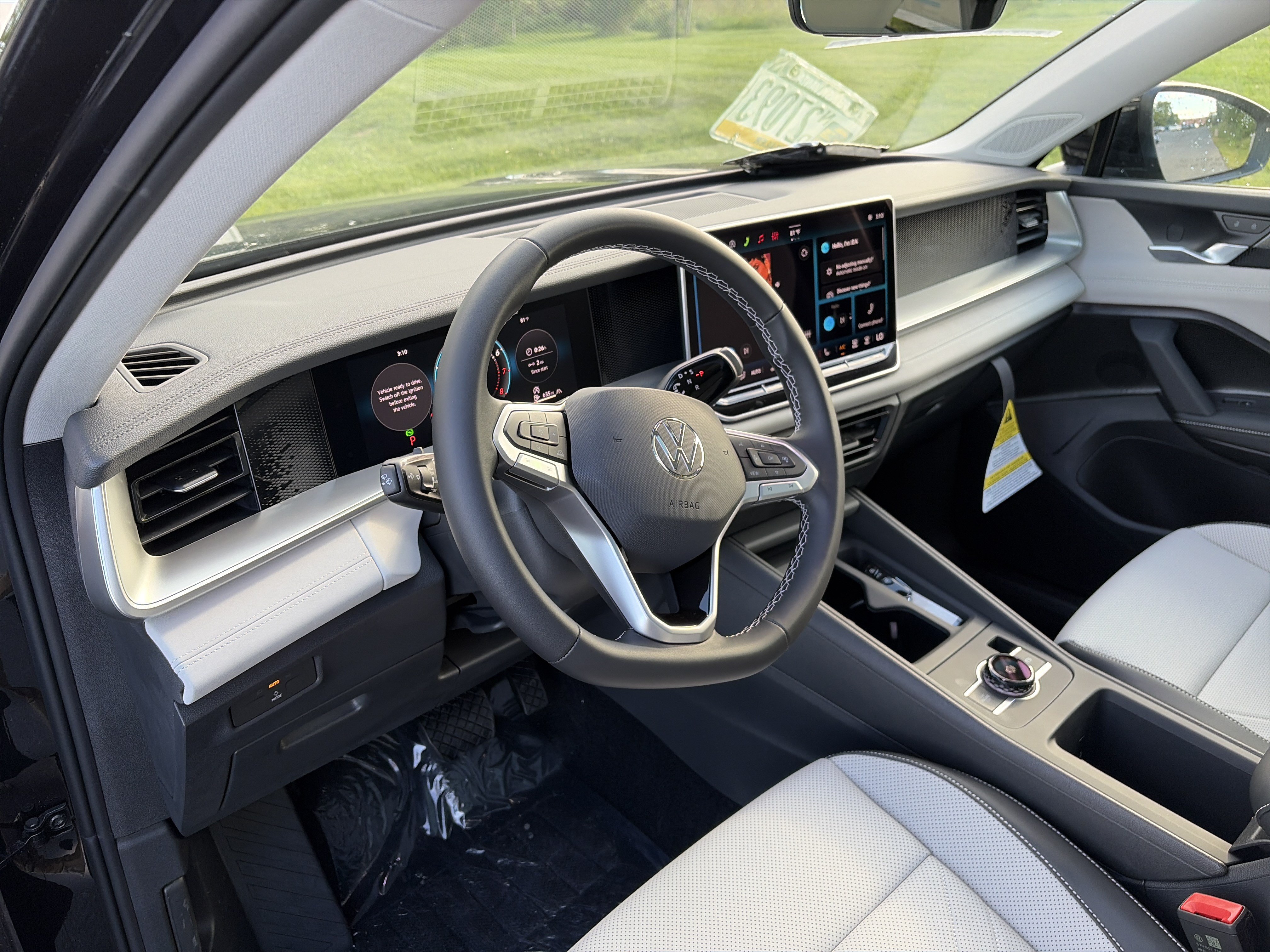 New 2026 Volkswagen Tiguan SE AWD/4WD image 13