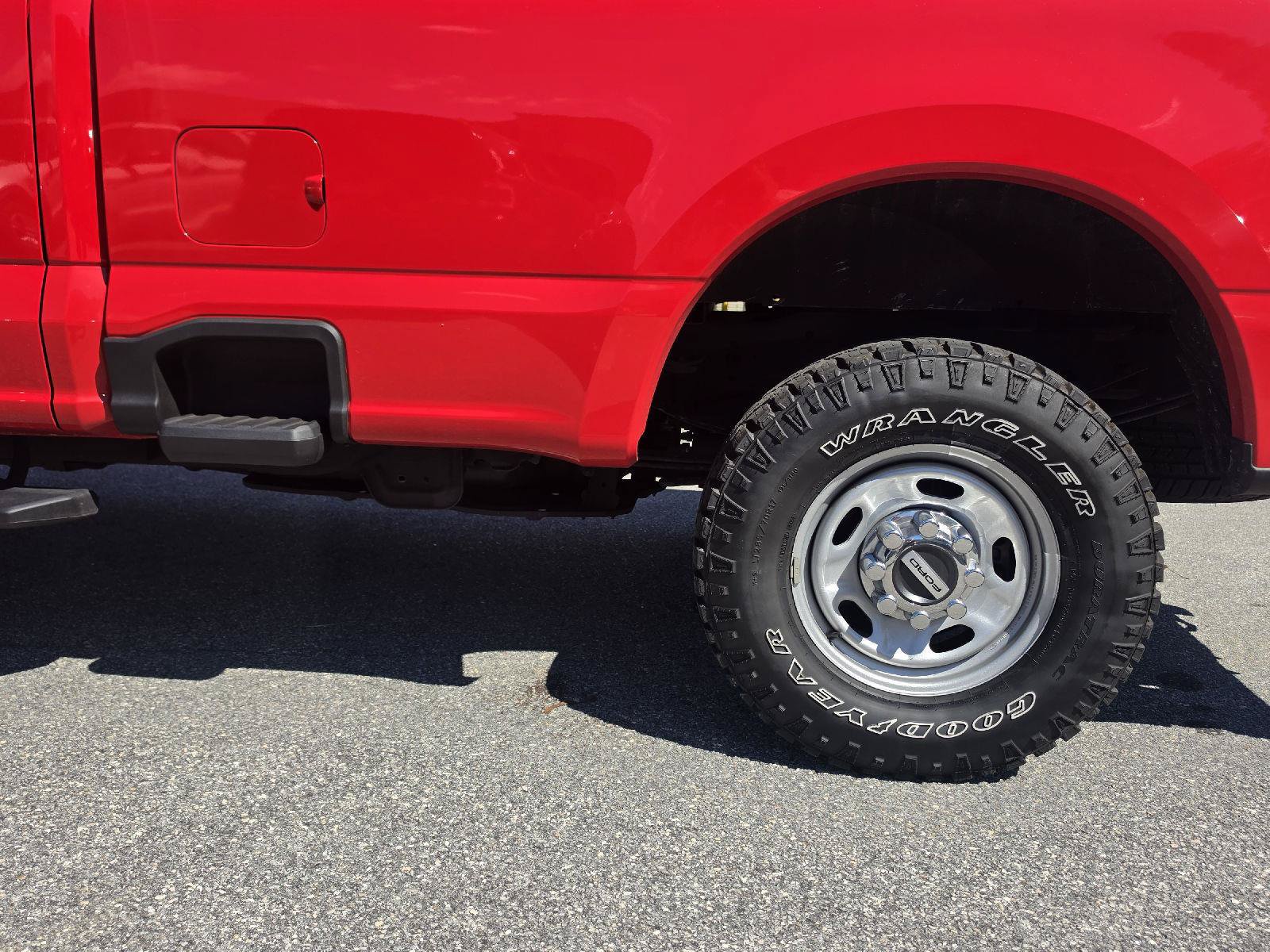 Used 2024 Ford F350 XL w/ XL Off-Road Package AWD/4WD image 12