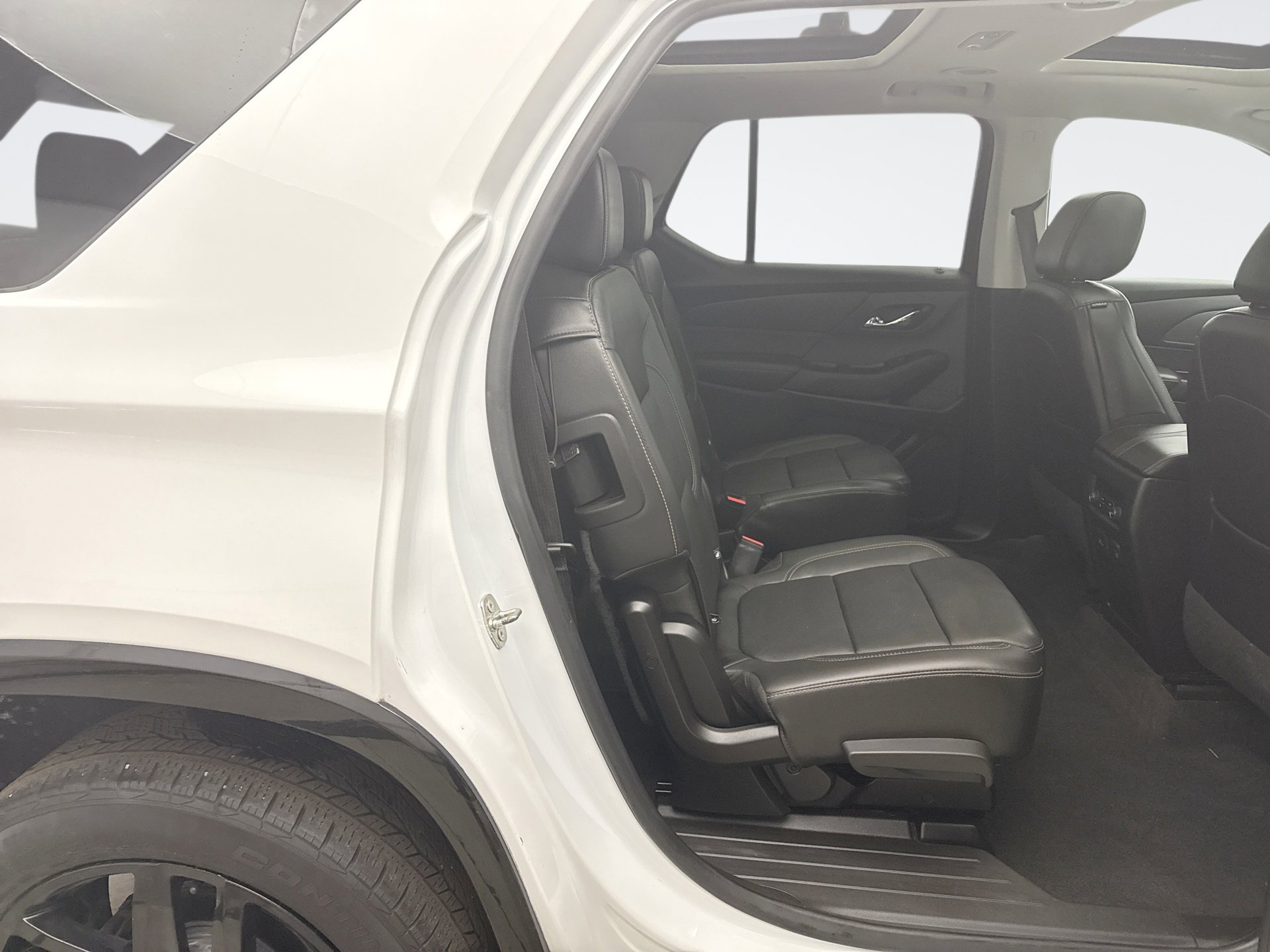 Used 2019 Chevrolet Traverse Premier w/ Redline Edition image 21