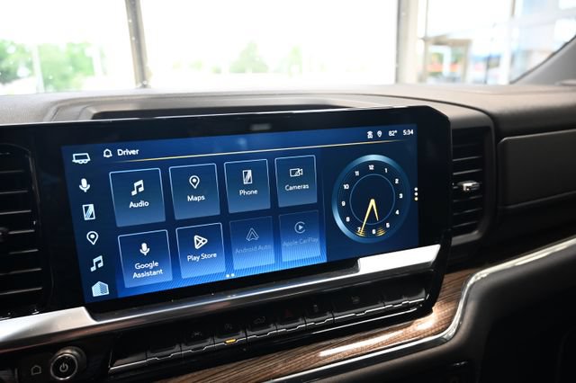 Used 2023 Chevrolet Silverado 1500 LT AWD/4WD image 16