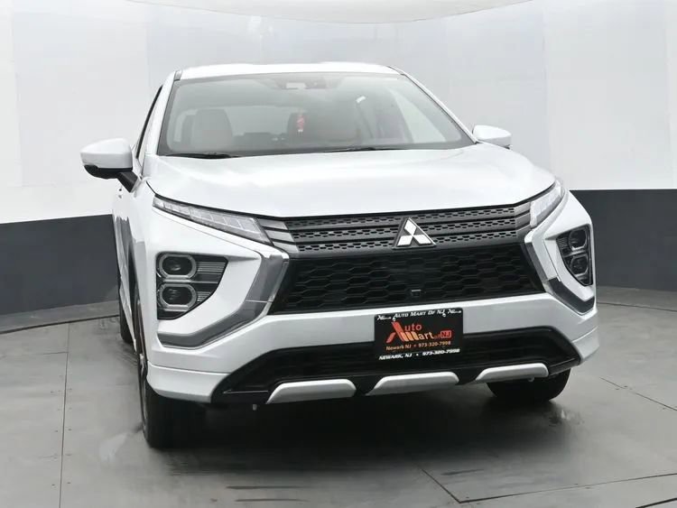 Used 2025 Mitsubishi Eclipse Cross SEL image 3