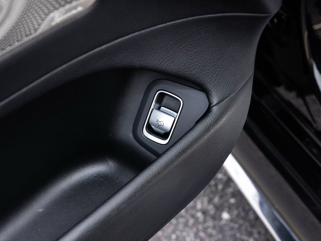 Used 2022 Mercedes-Benz S 580 4MATIC Sedan image 24