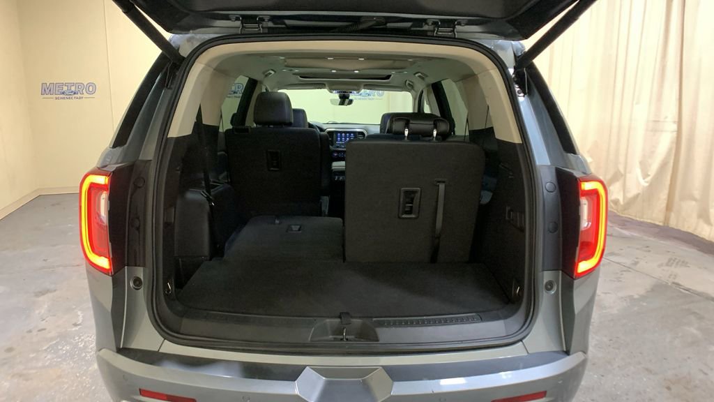Used 2021 GMC Acadia Denali w/ Denali Technology Package image 23